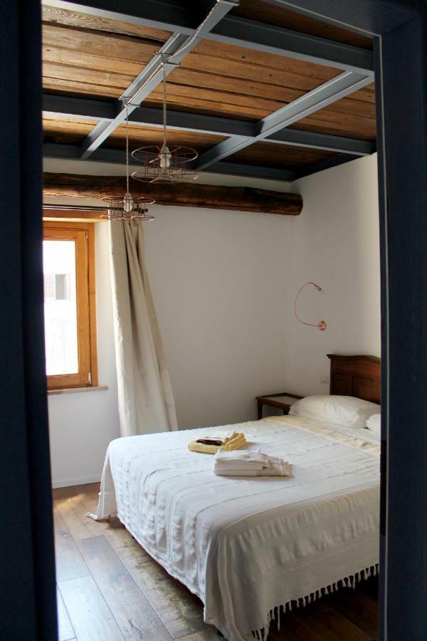 Al Vicolo Dei Pescatori Bed & Breakfast อันกุยลารา ซาบาเซีย ภายนอก รูปภาพ
