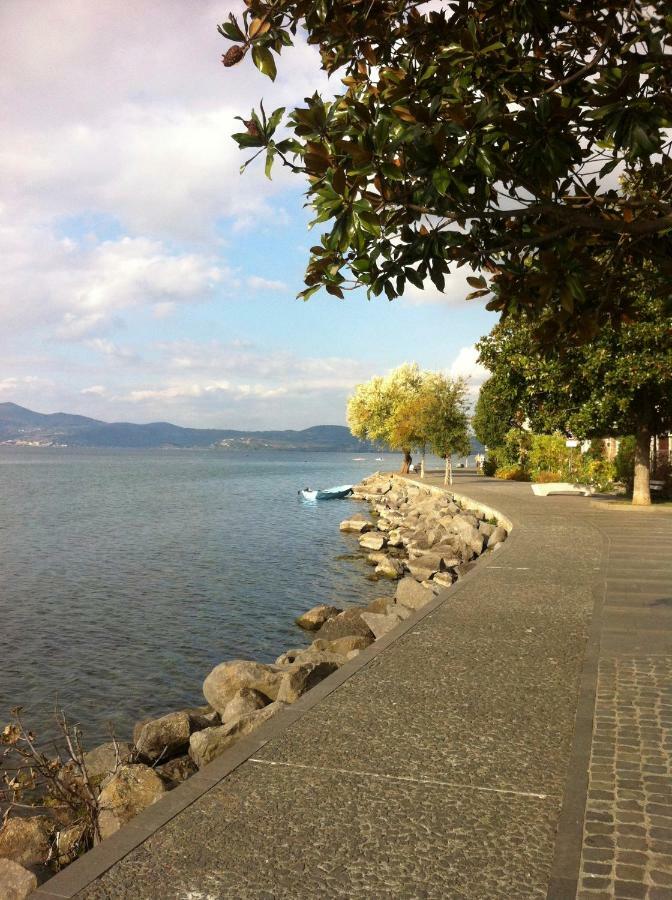 Al Vicolo Dei Pescatori Bed & Breakfast อันกุยลารา ซาบาเซีย ภายนอก รูปภาพ
