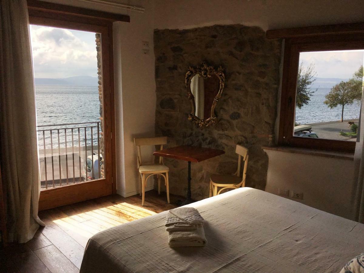 Al Vicolo Dei Pescatori Bed & Breakfast อันกุยลารา ซาบาเซีย ภายนอก รูปภาพ